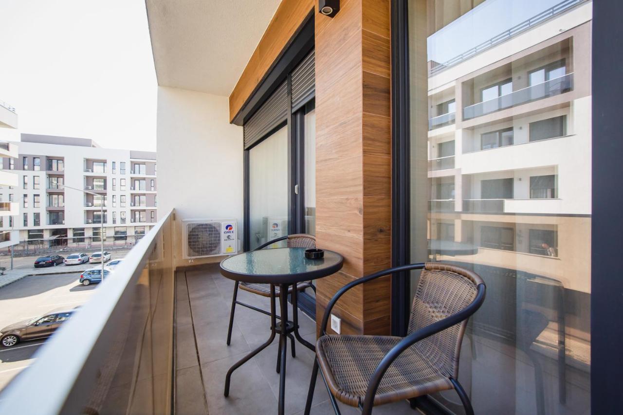 Lovely Home At West Residence Oradea Exterior foto